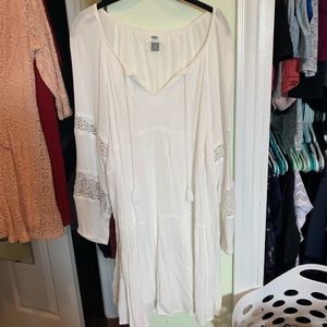 White boho flowy dress